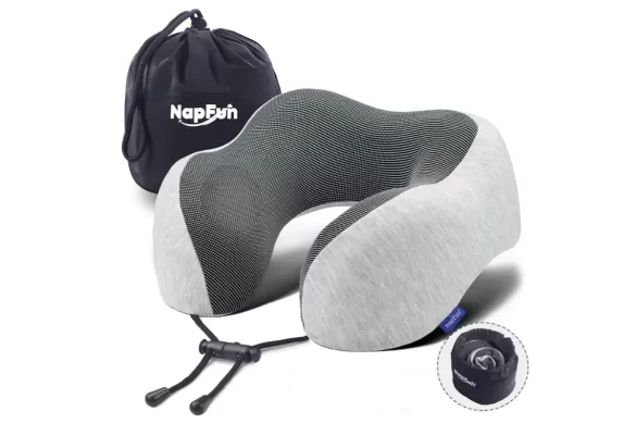 Travel pillow for around your neck, which prevents discomfort and supports your neck while sleeping upright in your seat, for example in an airplane or car