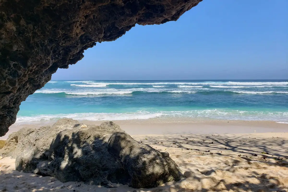 Green bowl beach cave in Uluwatu Bali