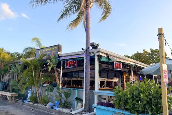 The exterior of Rick's Reef, which is one of the most casual and best restaurants in St Pete Beach