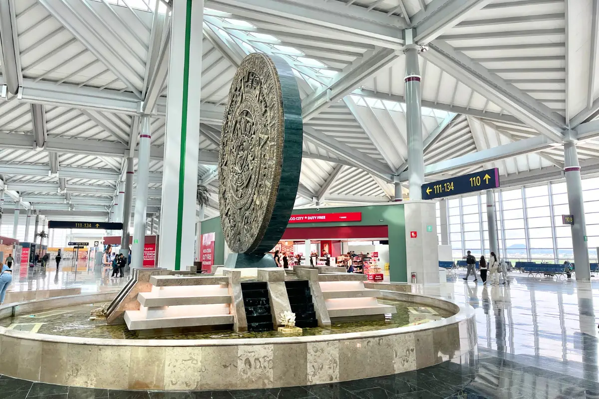 Beautiful fountain in the center of the airport